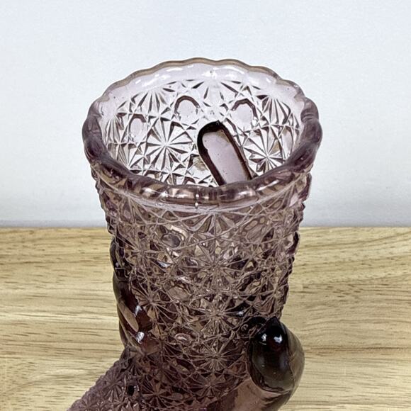 Fenton Amethyst Purple Daisy & Button Glass Hand Vase  VINTAGE Fenton Art Glass Lavender Hand Holding Cornucopia Vase Daisy & Button 6”